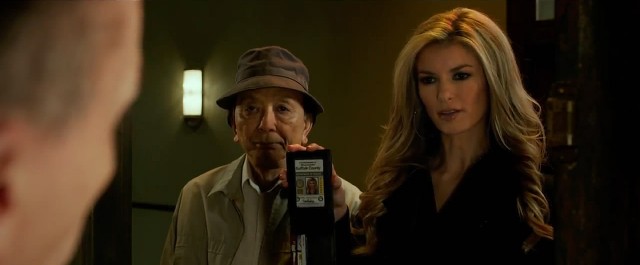 За эффект бабочки.