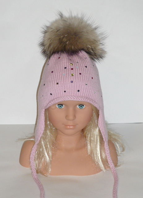 Шапочки с мех помпонами, детские и взрослые, итальянский меринос, машинная и ручная вязка на заказ