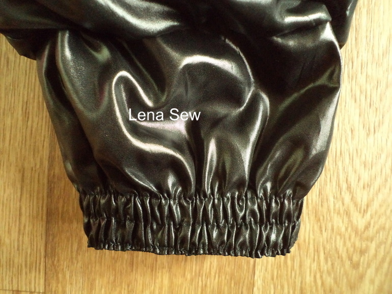 Полукомбинезон а-ля Монклер