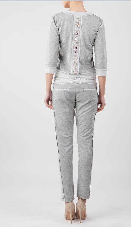 Костюм все размеры (Турция) отдаю за 3200 р. 2 цвета