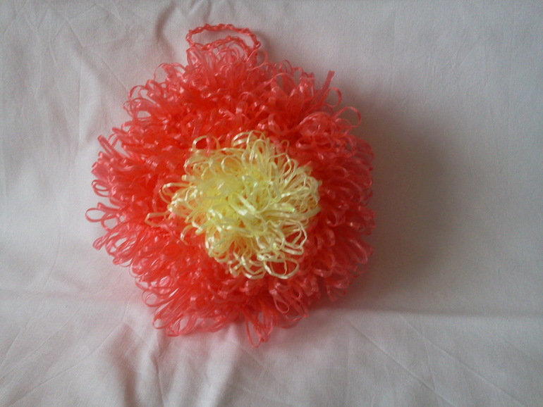 Навязала мочалок...