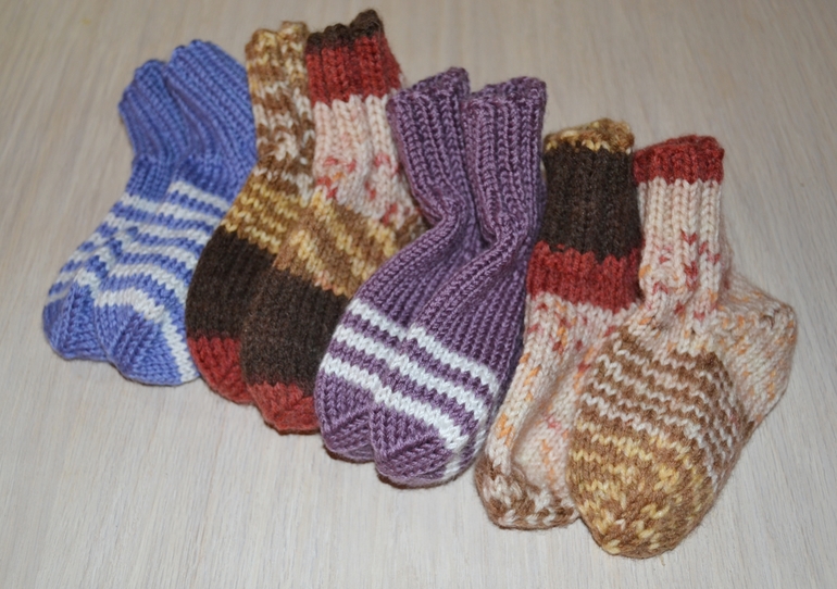 Носочки на шустрые ножки...