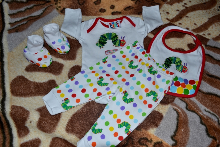 Наше приданое + вещички в род.дом по списку