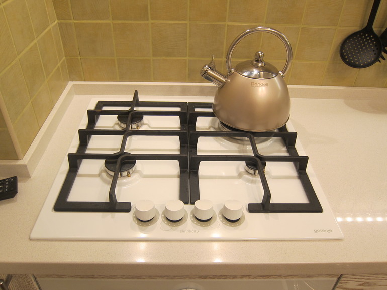 Снова приглашаю на кухню) Теперь доделанную. Осторожно, много фото!