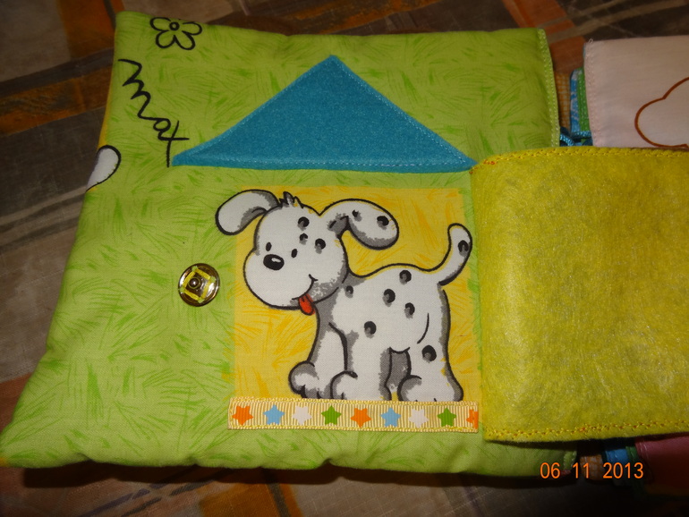 Вот такая книжка получилась в подарок.