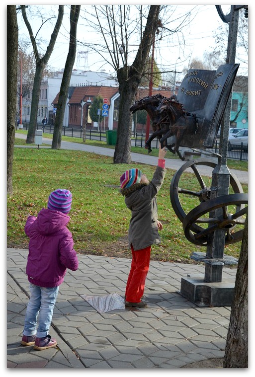 Мартышки и нога мамонта.