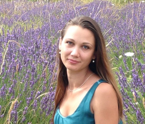 Покрасилась