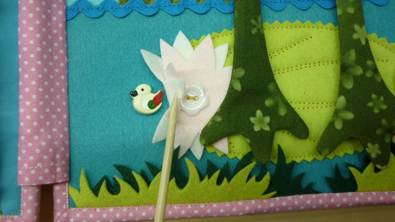 Книжечка с дракошей.