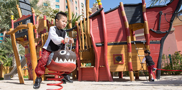 Где отдохнуть с  детьми на школьных каникулах?