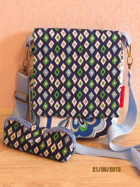 Сумка и чехольчик для очков!