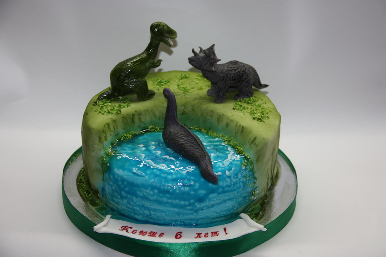 Торт с ДИНОЗАВРАМИ.