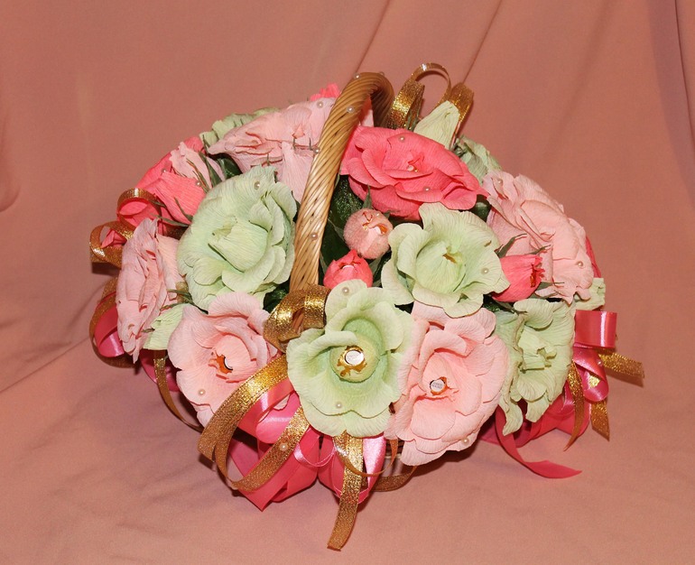 Букет из конфет оригинальный подарок на любой праздник. ( низкие цены, большой выбор)