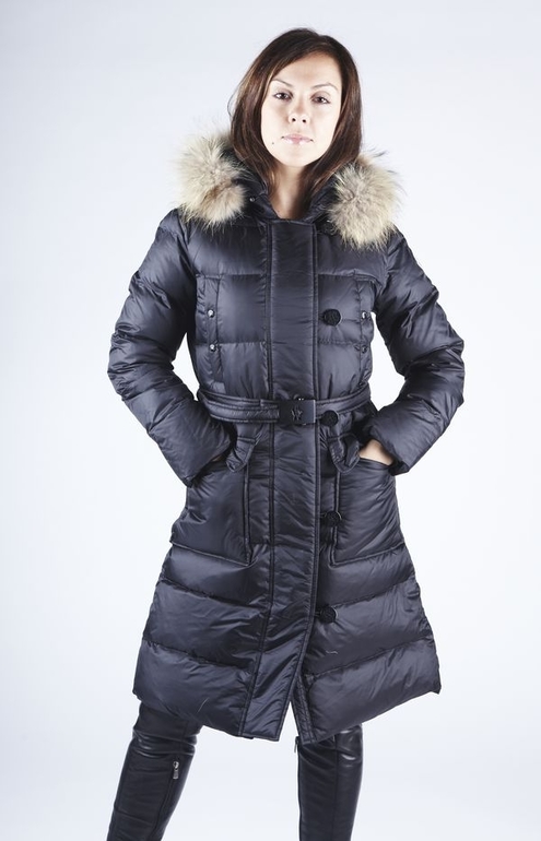 Ищу пуховое пальто