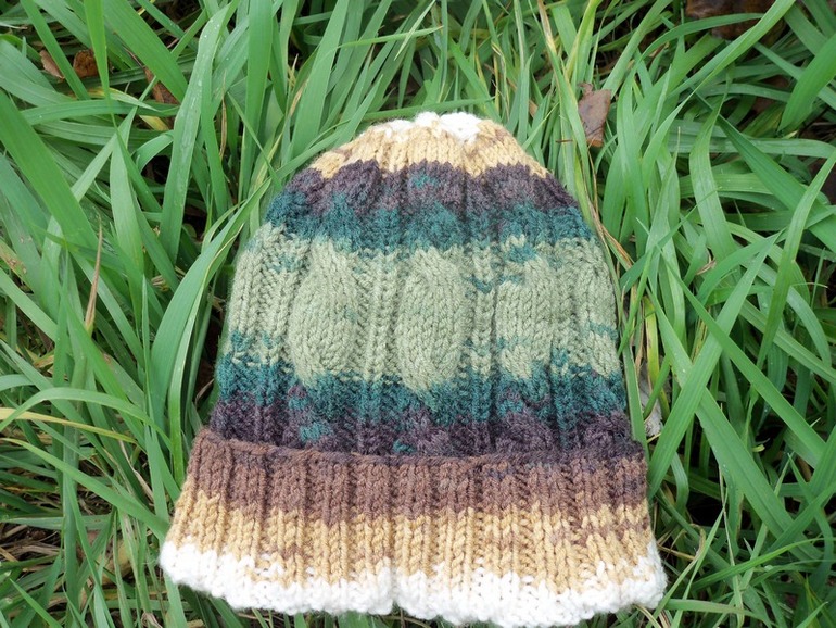 Шапка с косами.