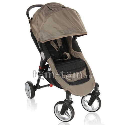 Помогите выбрать легкую прогулку! Baby Jogger City Mini 4 или Valco Baby Zee???