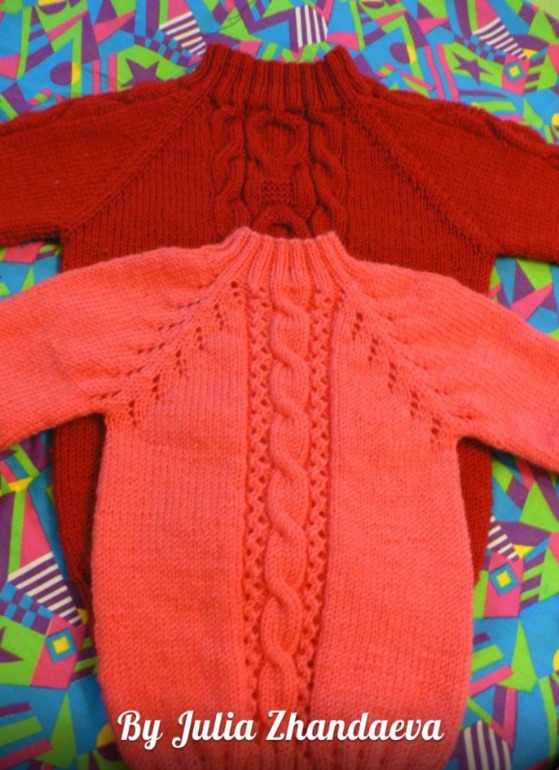 два свитерочка-для сына и дочки