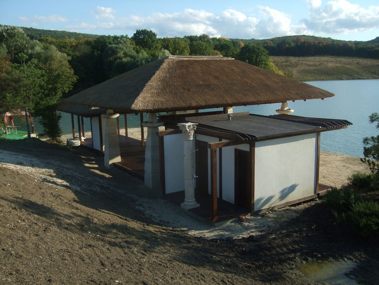 Ландшафтная беседка (бунгало)