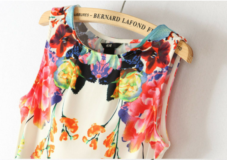 цветочное платье H&M, цена 590руб!  Сразу на ваш адрес!