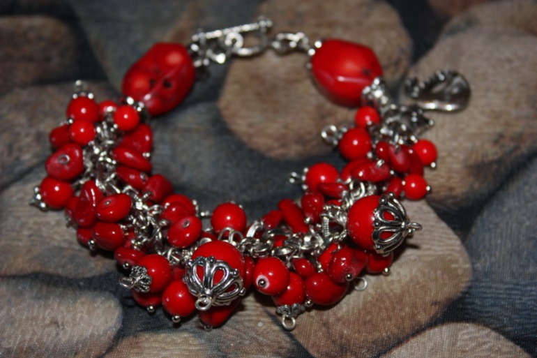 Браслеты из кожи с натуральными камнями. Новая коллекция!!! СКИДКИ!!!!!!