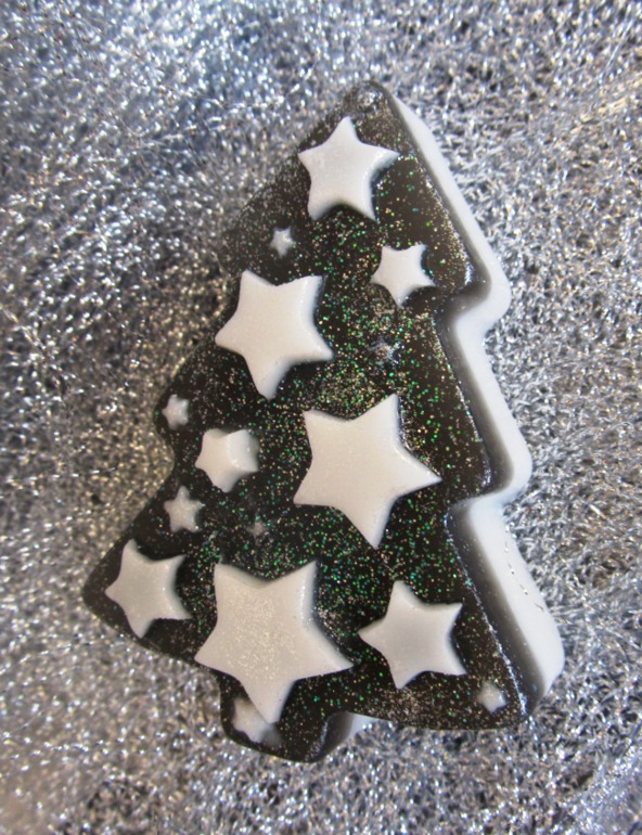 Новый Год в черно-белом исполнении