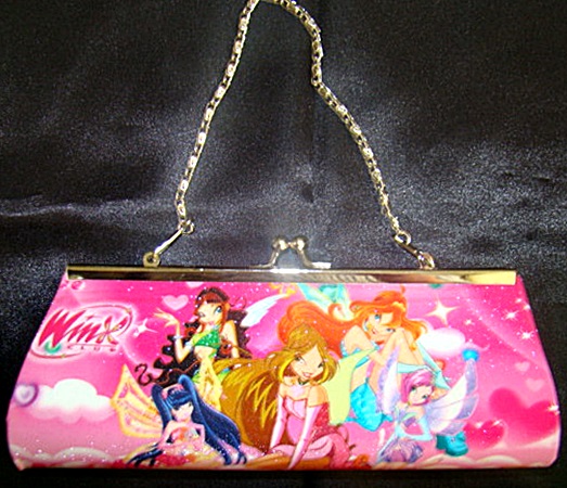 Наборы для творчества, фоторамки winx по 500 р.Часы winx.