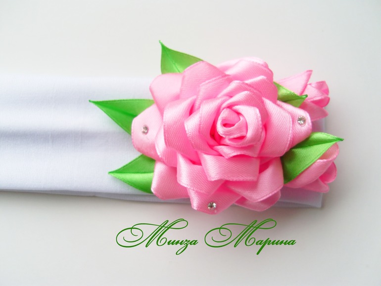 Повязка с розами