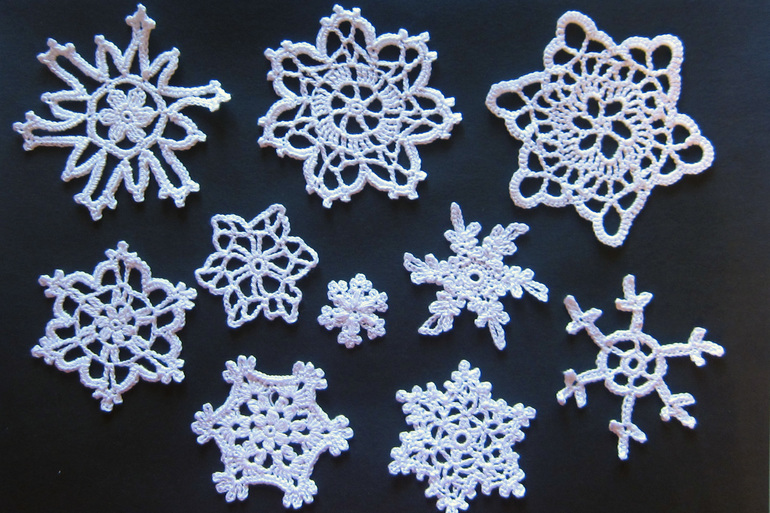 Снежинки для дома и елки