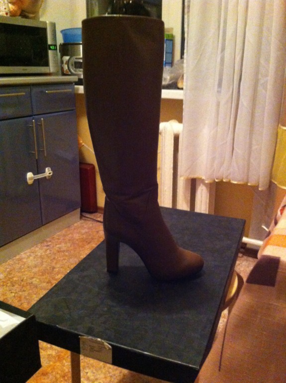 Loriblu оригинал новые 36,5 размер 7500 руб.