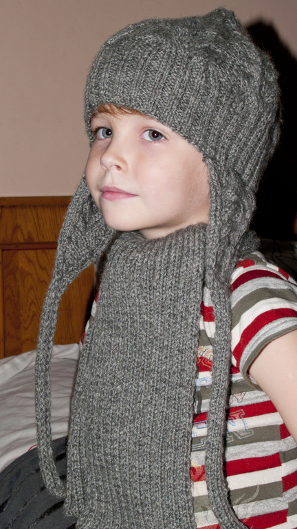 Шапочка и шарф для сына