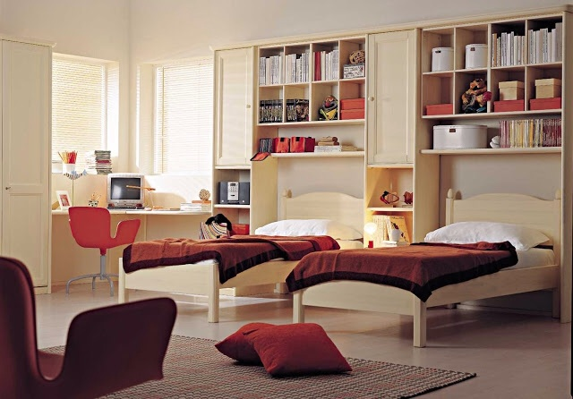 Детская для 2-3-4 деток...