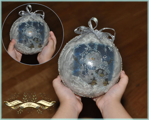 Большие интерьерные новогодние шары.