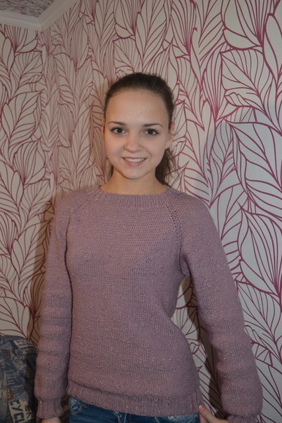 По мотивам модного джемпера, но на свой лад.