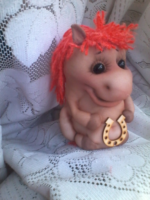 Поколдовала с капроном)))