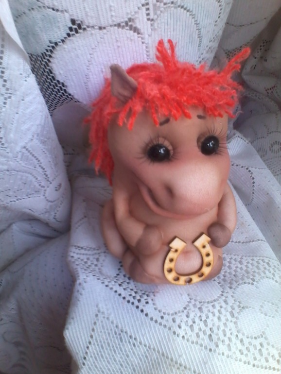 Поколдовала с капроном)))