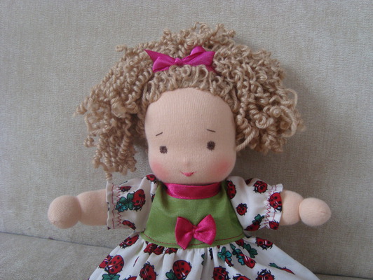Маленькая вальдорфская куколка