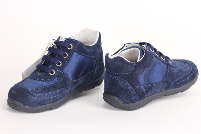 NATURINO , ЛЮБЫЕ ДВЕ ПАРЫ ИЗ АЛЬБОМА - 4000руб.