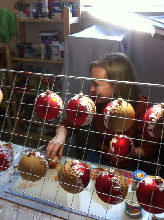 ФАБРИКА ЕЛОЧНЫХ ИГРУШЕК НА ВВЦ