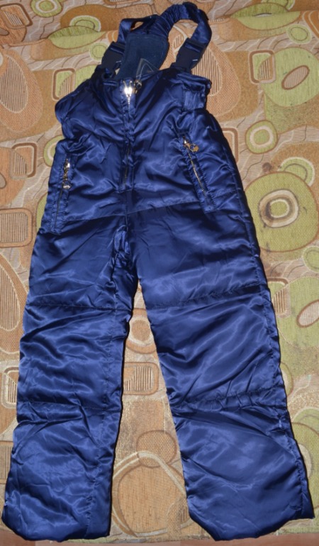 Пристрою итальянский пуховик сказочной красоты р-р 98 маломерит!