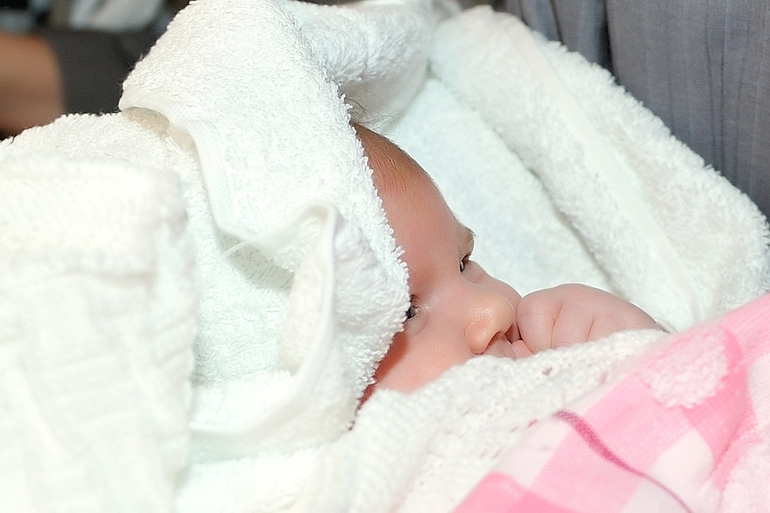 2,5 месяца и крещение Аполлинарии