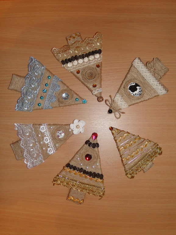 Мои шпагатные елочки