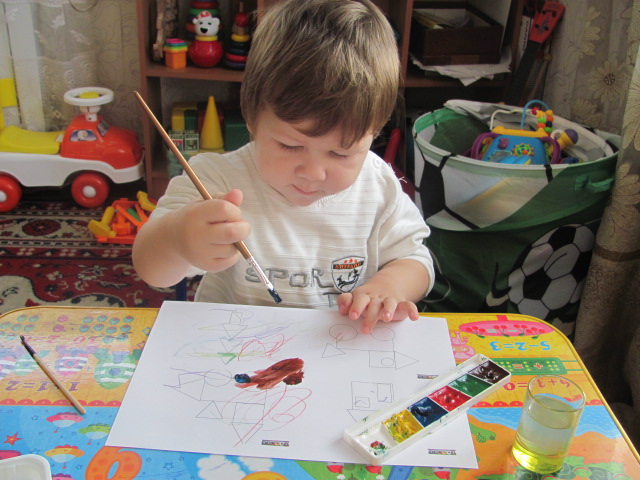 Наша первая ТН. Геометрические фигуры.