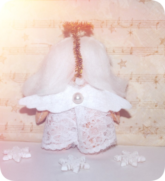 Новогодние игрушки из фетра