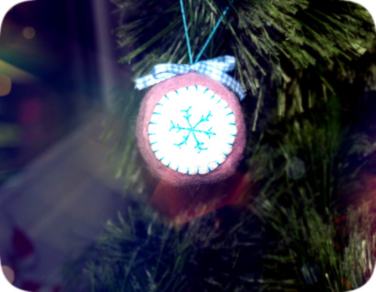 Новогодние шары из стиральной машины)