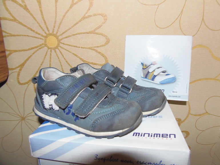 Джинсы Mexx р.98. одеты 2раза.Кроссовки Минимен р.25