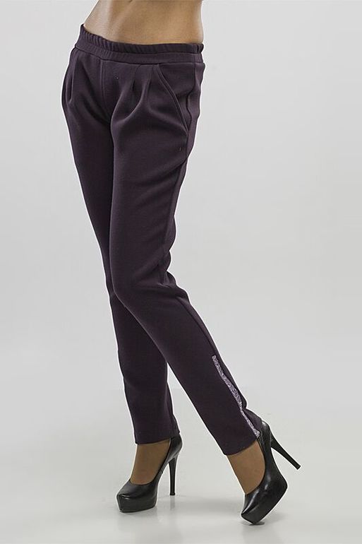 Можно ли носить такие брюки не со спортивной обувью?