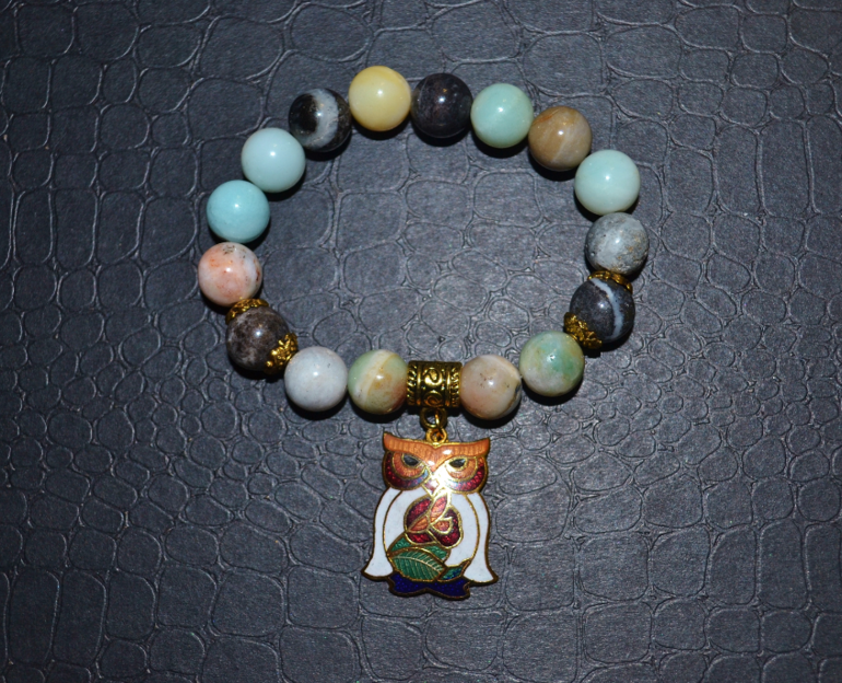 Браслеты ручной работы из полудрагоценных камней. Браслеты есть в наличии и под заказ!!!