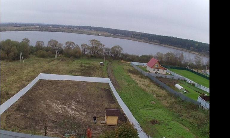 Боровск комлево. Озеро комлевское в Боровске. Боровск Комлево 1 дом.