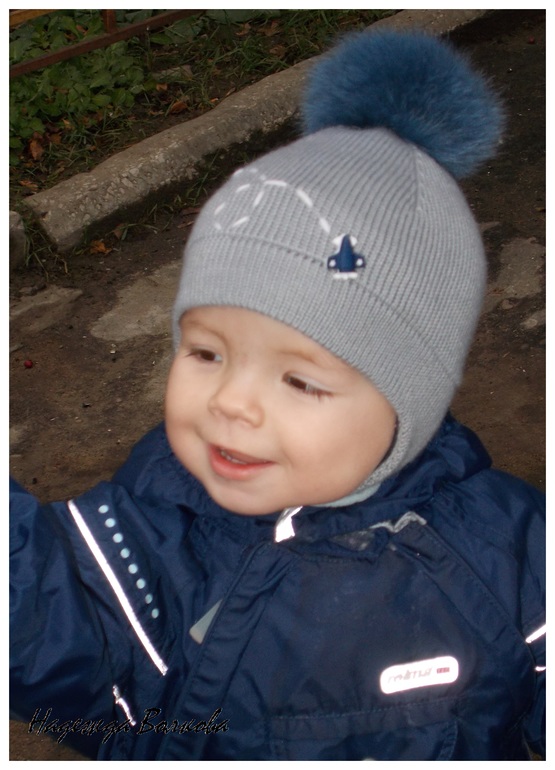 Вчера связала, а сегодня уже выгуляли)