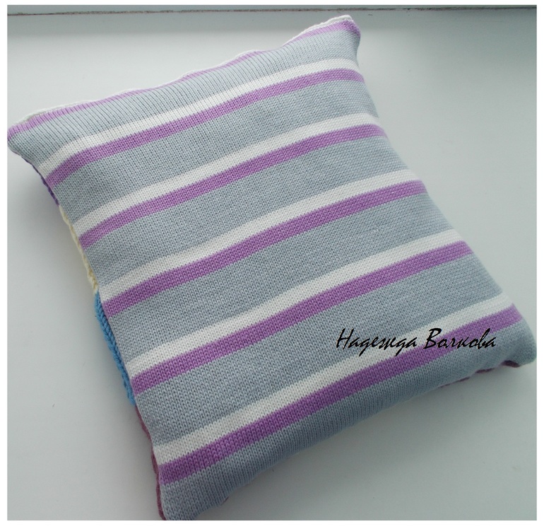 Декоративная подушка