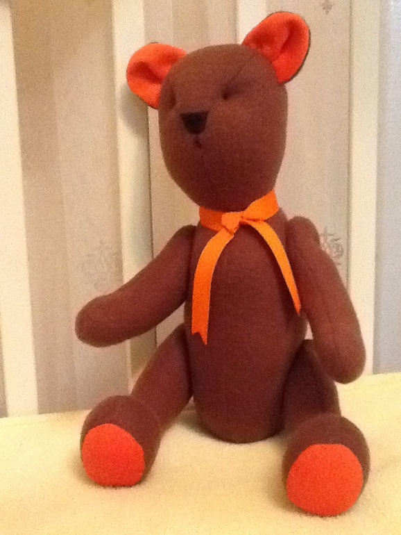 Одинокий Мишута ищет свою хозяйку!